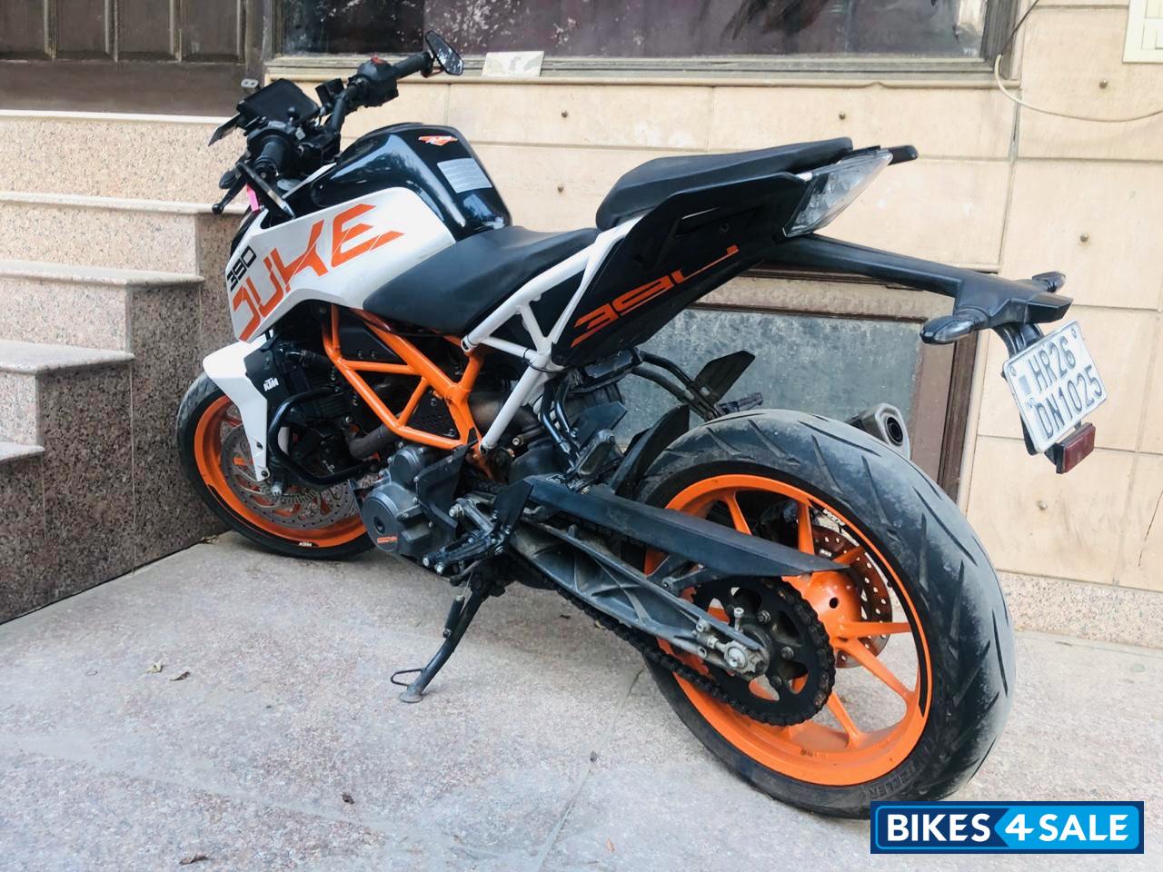 KTM Duke 390
