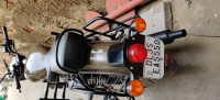 Royal Enfield Classic 500 Pegasus Edition