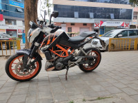 White KTM Duke 390