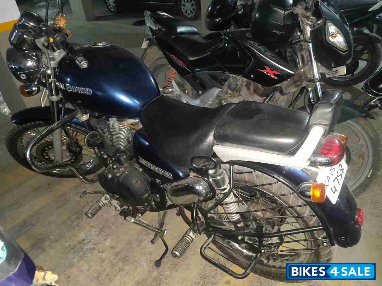 Blue Royal Enfield Thunderbird 350