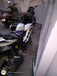 Blue White Yamaha YZF R15
