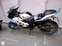 Blue White Yamaha YZF R15