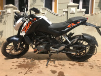 KTM Duke 200