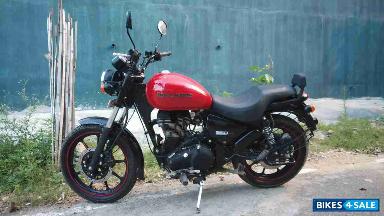 Red Royal Enfield Thunderbird X 350