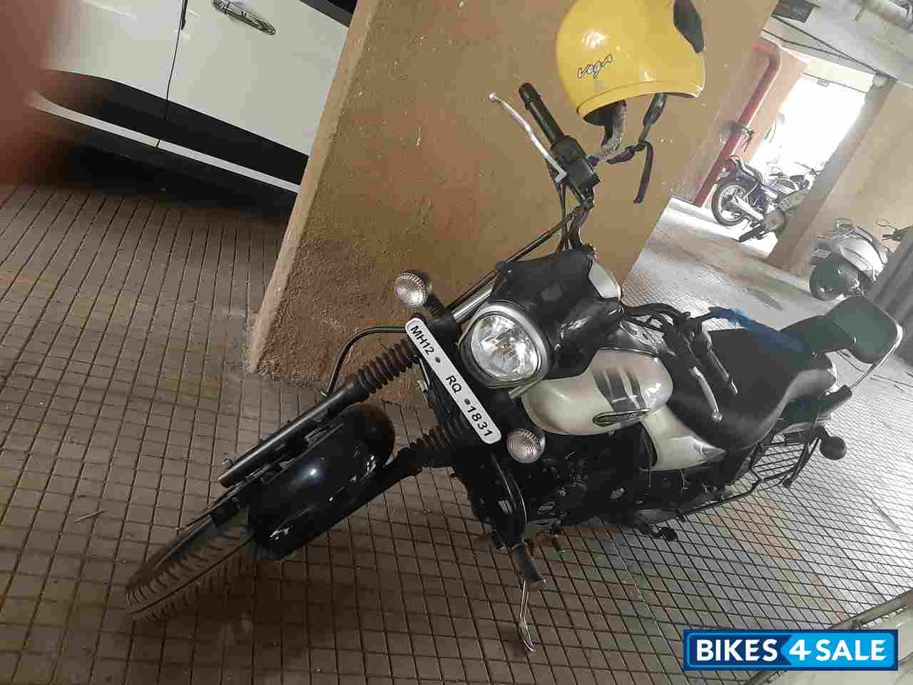 Bajaj Avenger Street 220