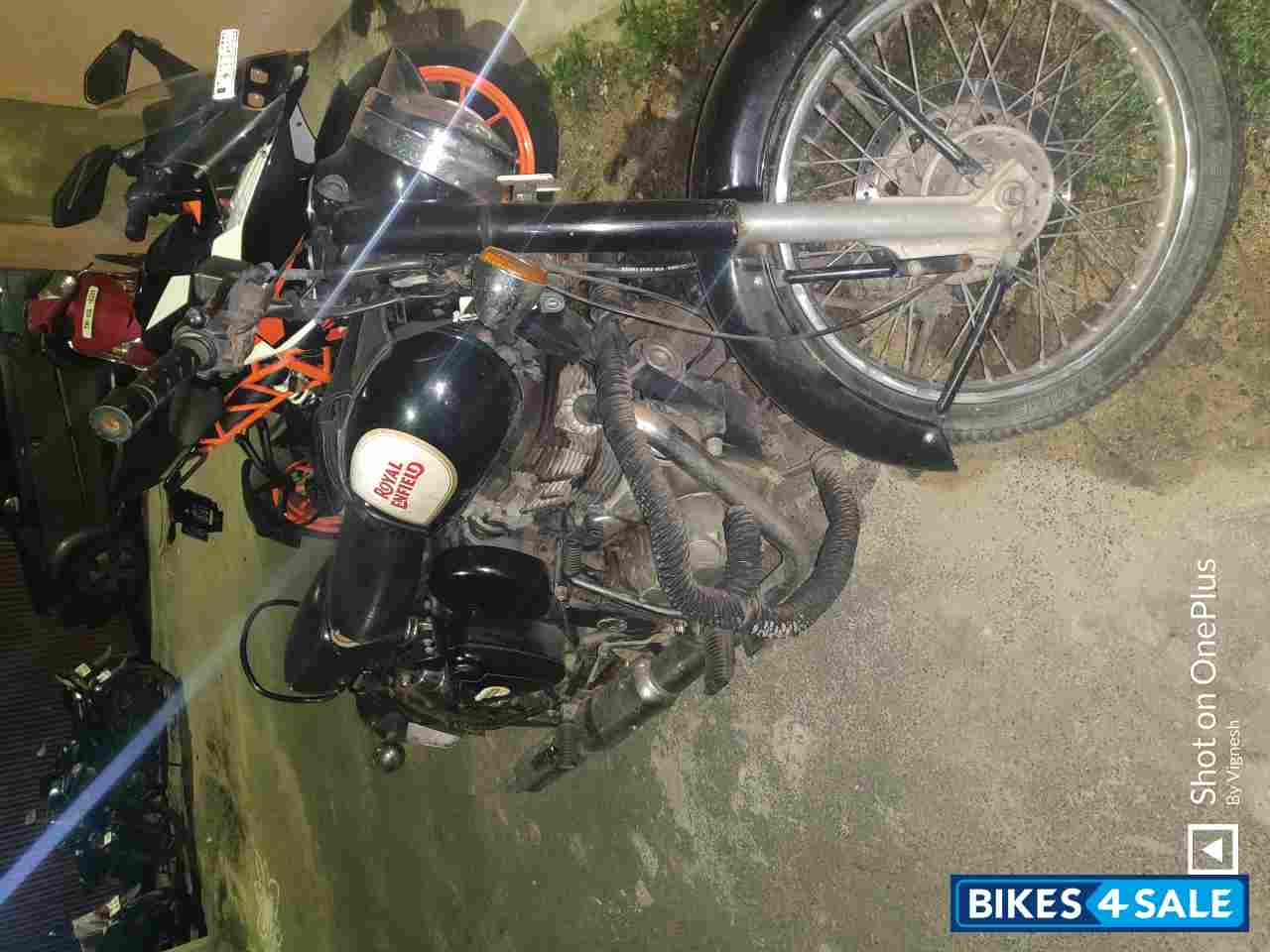 Black Royal Enfield Classic 350