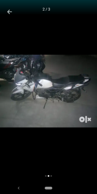 White TVS Apache RTR 160