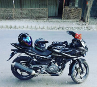 Bajaj Pulsar 220F