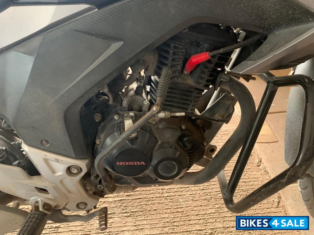 P S Blue Honda CB Hornet 160R