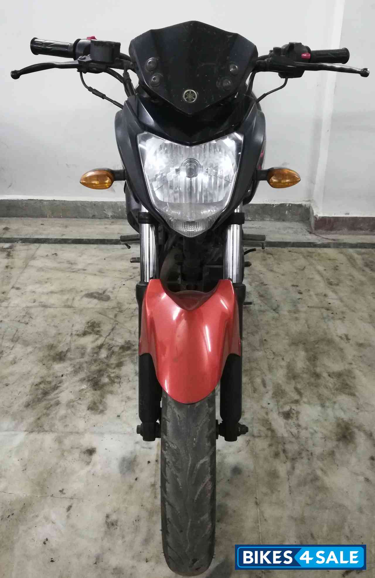 Yamaha FZ-S