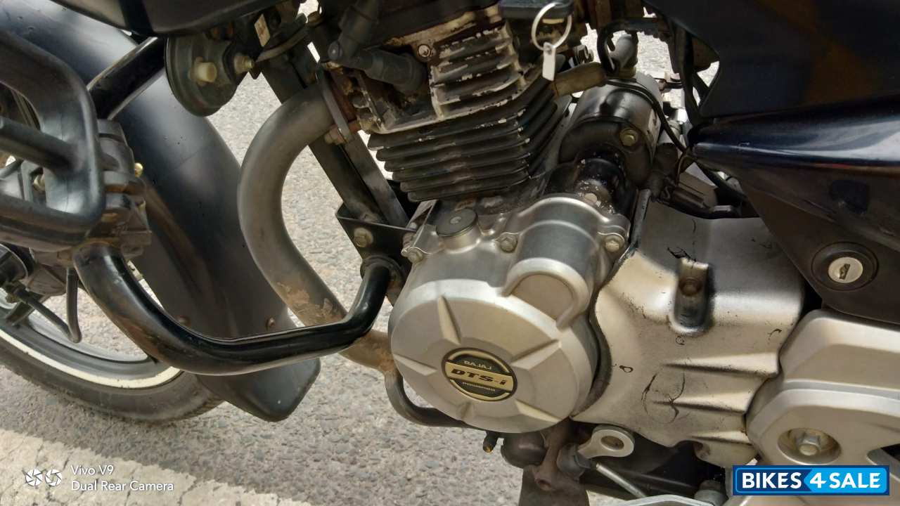 Black Bajaj Pulsar 135LS