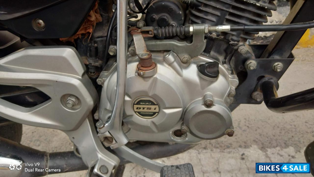 Black Bajaj Pulsar 135LS