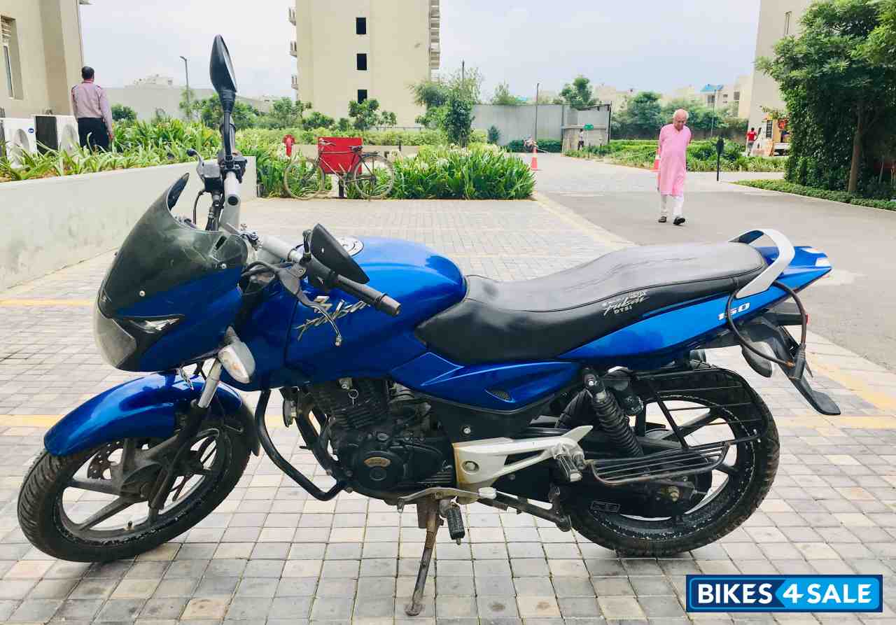 Bajaj Pulsar 150 Classic