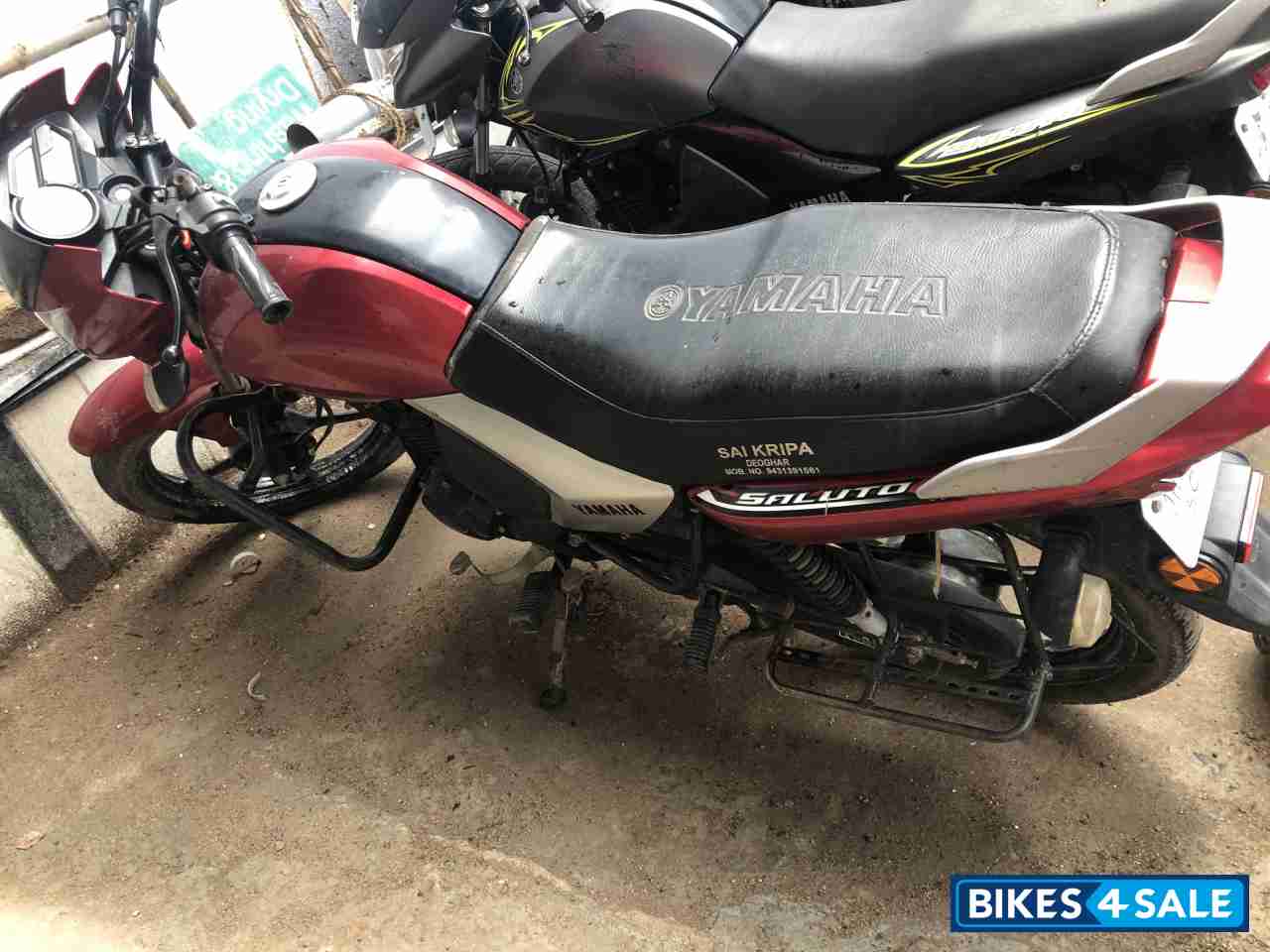 Grey Yamaha Saluto 125