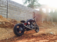 Black Royal Enfield Thunderbird 500