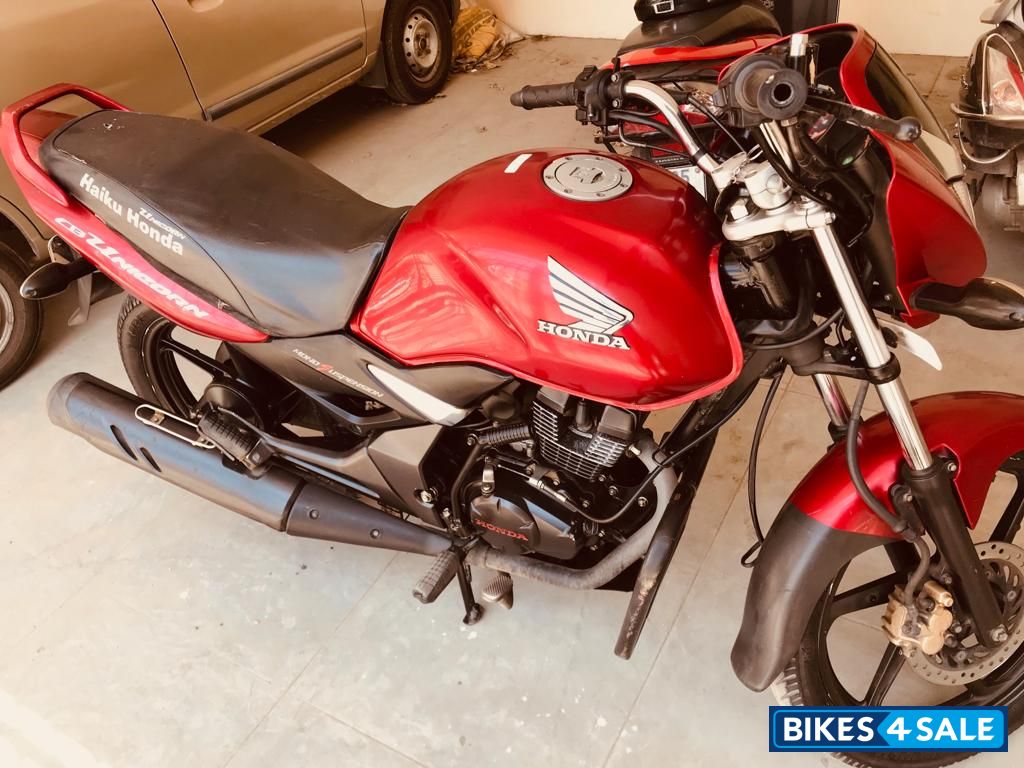 Red Honda CB Unicorn