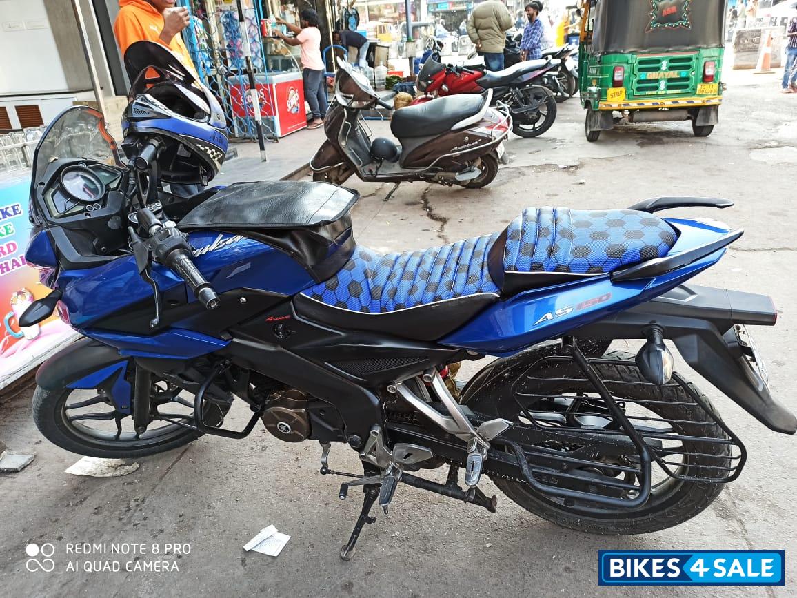 Blue Bajaj Pulsar AS 150 Blue Bajaj Pulsar AS 150