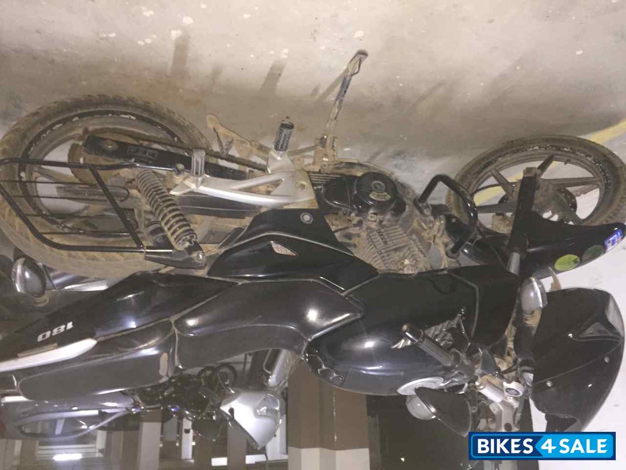 Bajaj Pulsar 180 DTSi