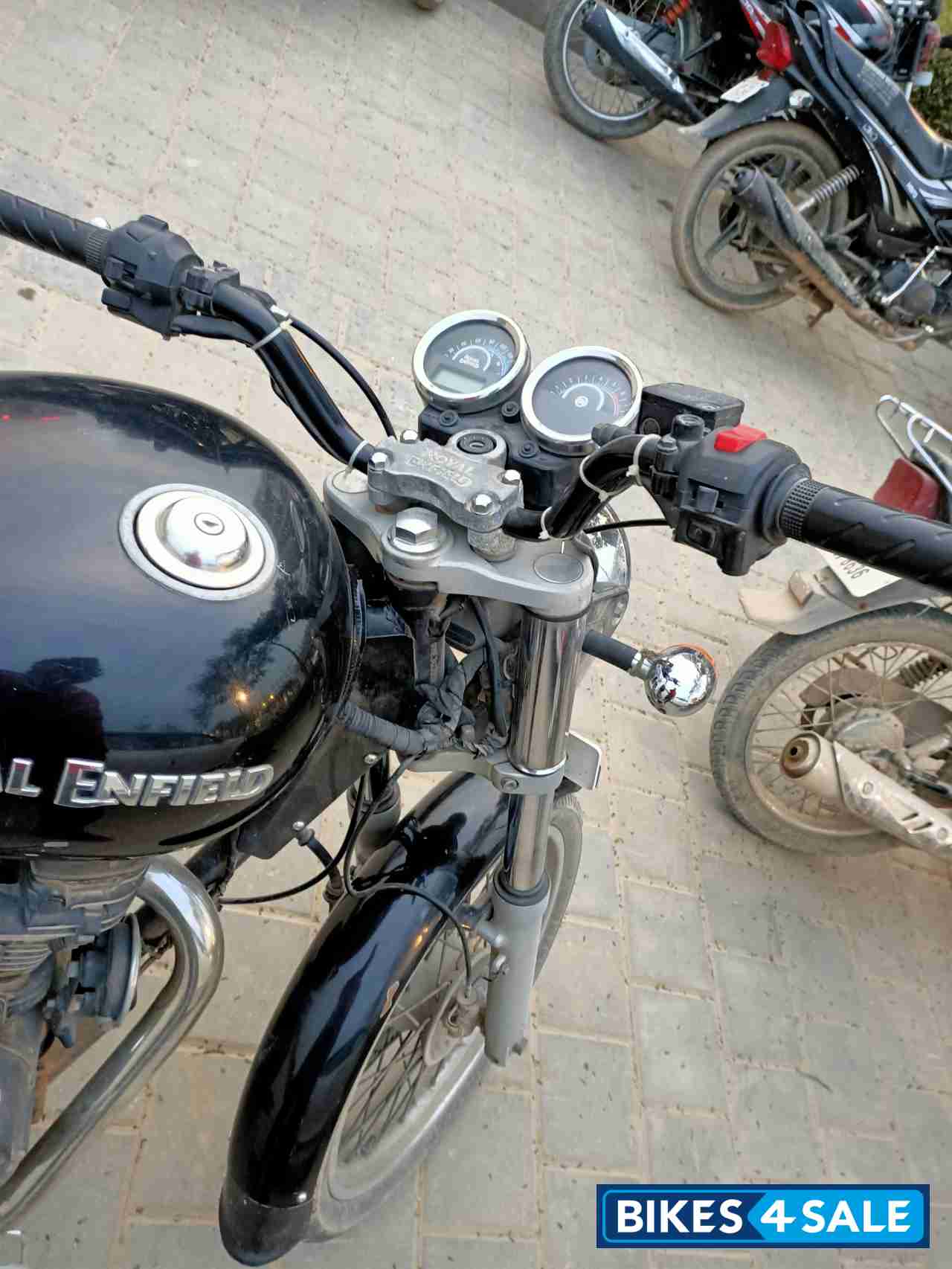 Royal Enfield Thunderbird 350 Royal Enfield Thunderbird 350