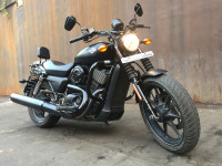 Matt Black Harley Davidson Street 750