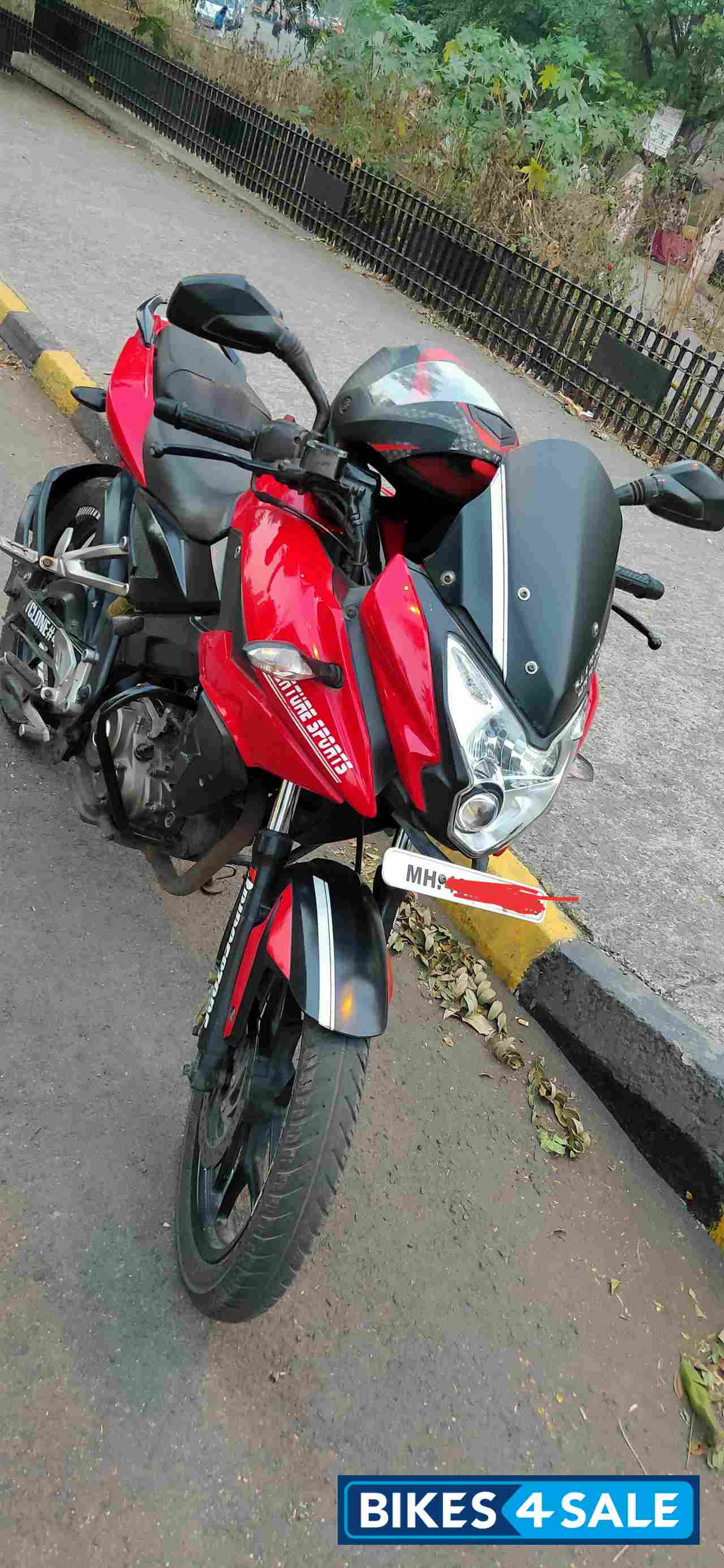 Bajaj Pulsar AS 150