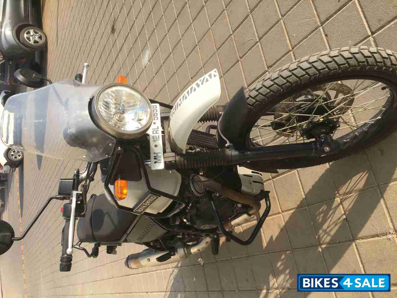 Blue Royal Enfield Meteor 350 Supernova