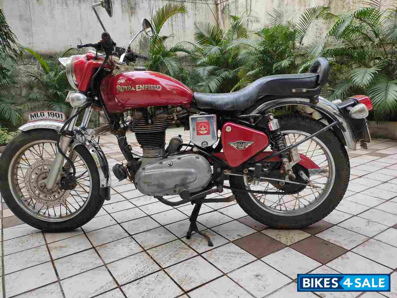 Red Royal Enfield Bullet Electra