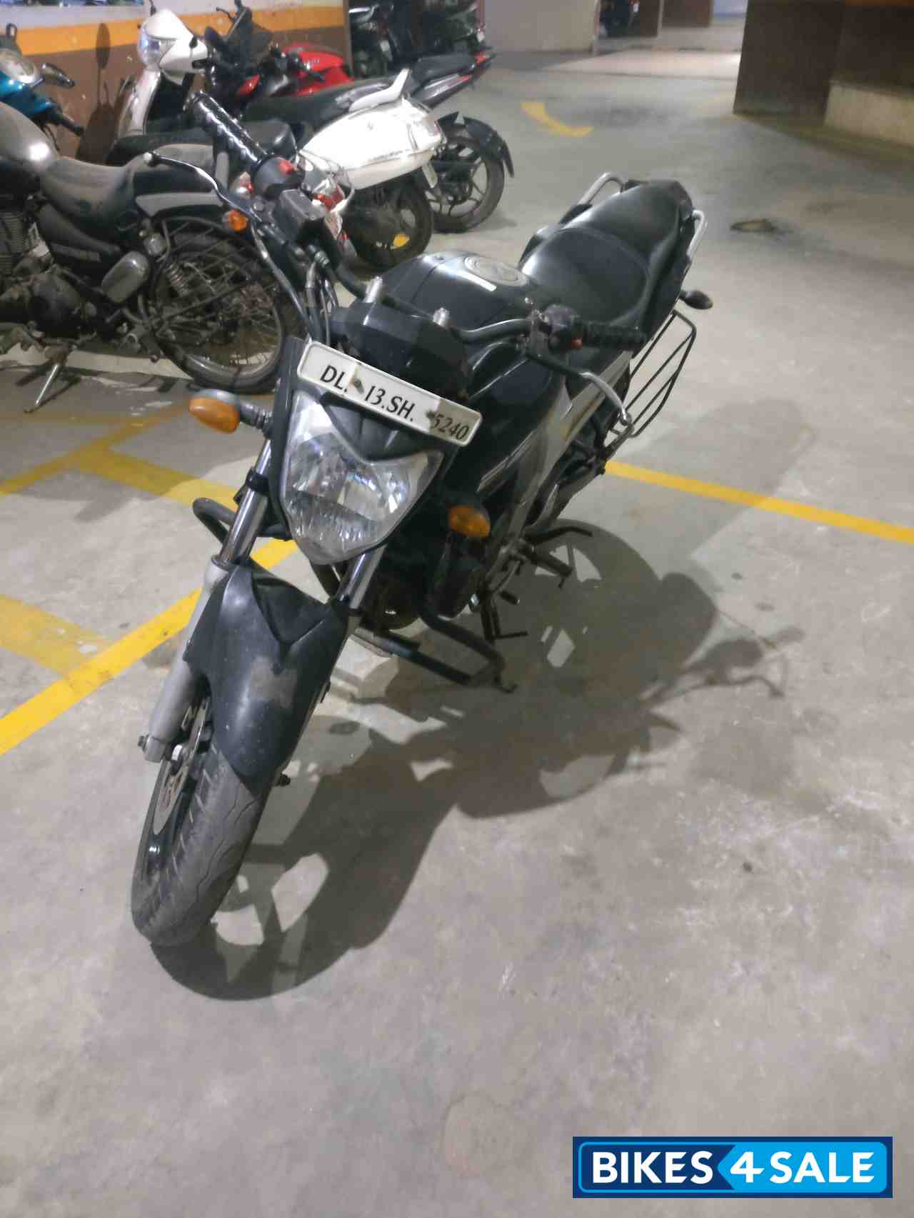 Black Yamaha FZ