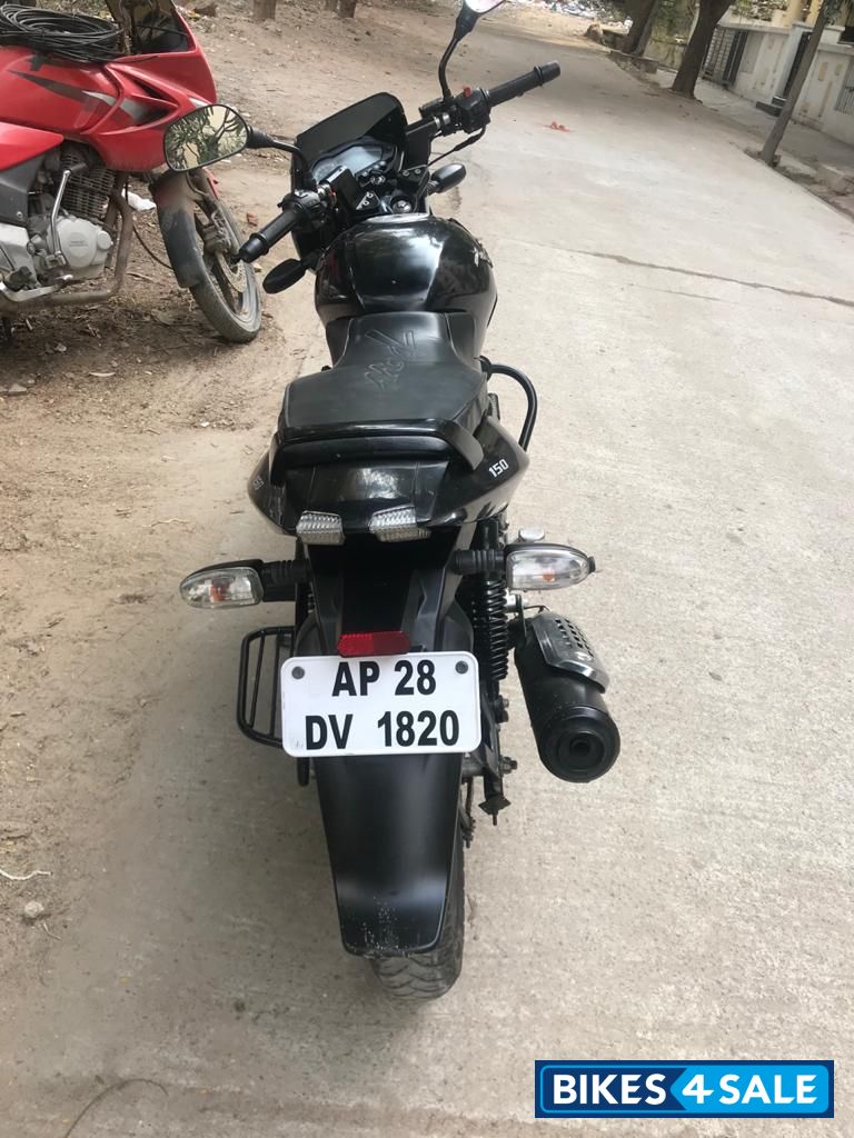 Black Bajaj Pulsar 150 DTSi Black Bajaj Pulsar 150 DTSi