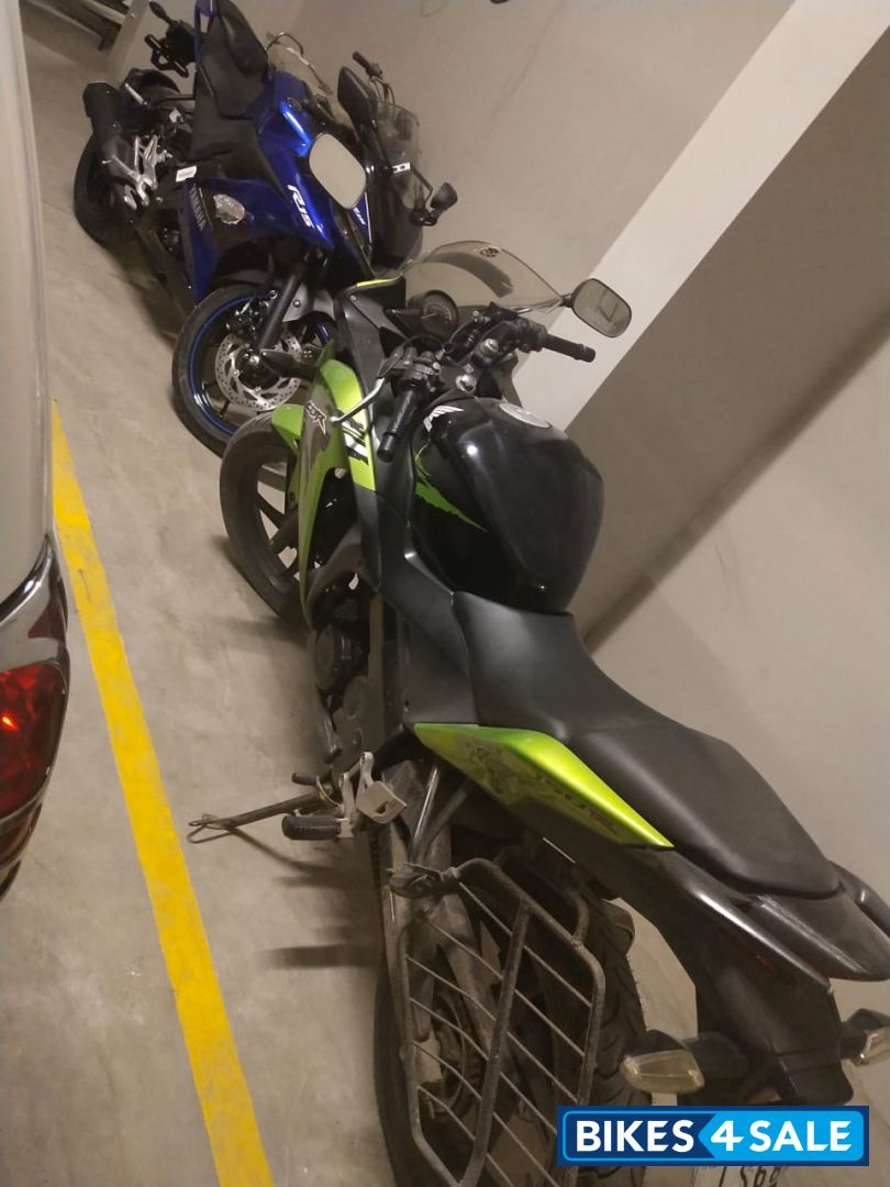 Green And Black Honda CBR 150R
