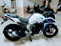 Yamaha Fazer FI V2 2015 Model