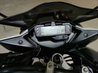 White And Blue Yamaha Fazer FI V2