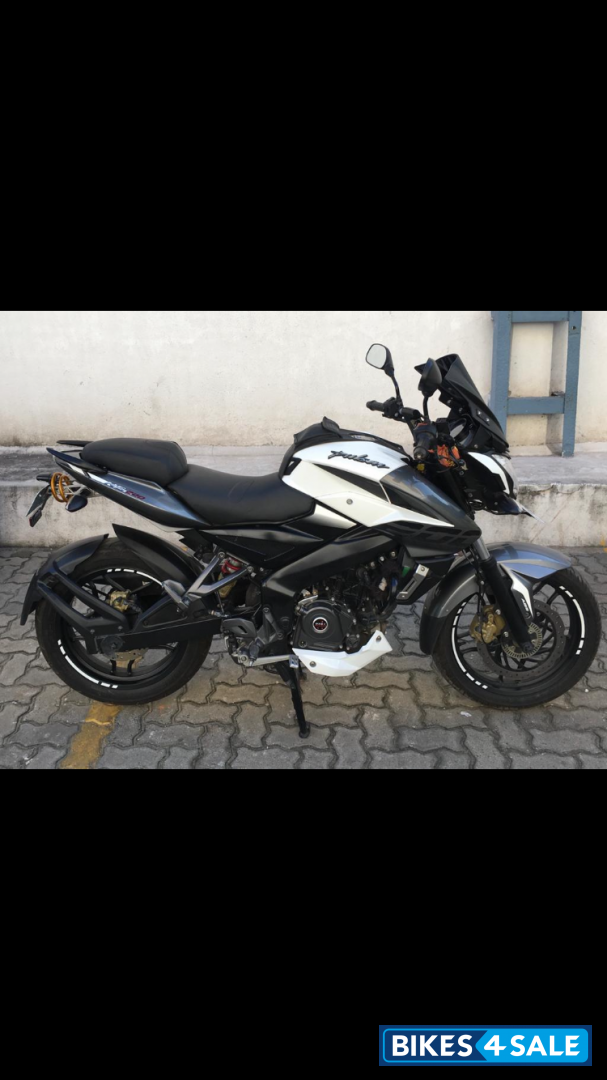 Bajaj Pulsar 200 NS ABS Bajaj Pulsar 200 NS ABS