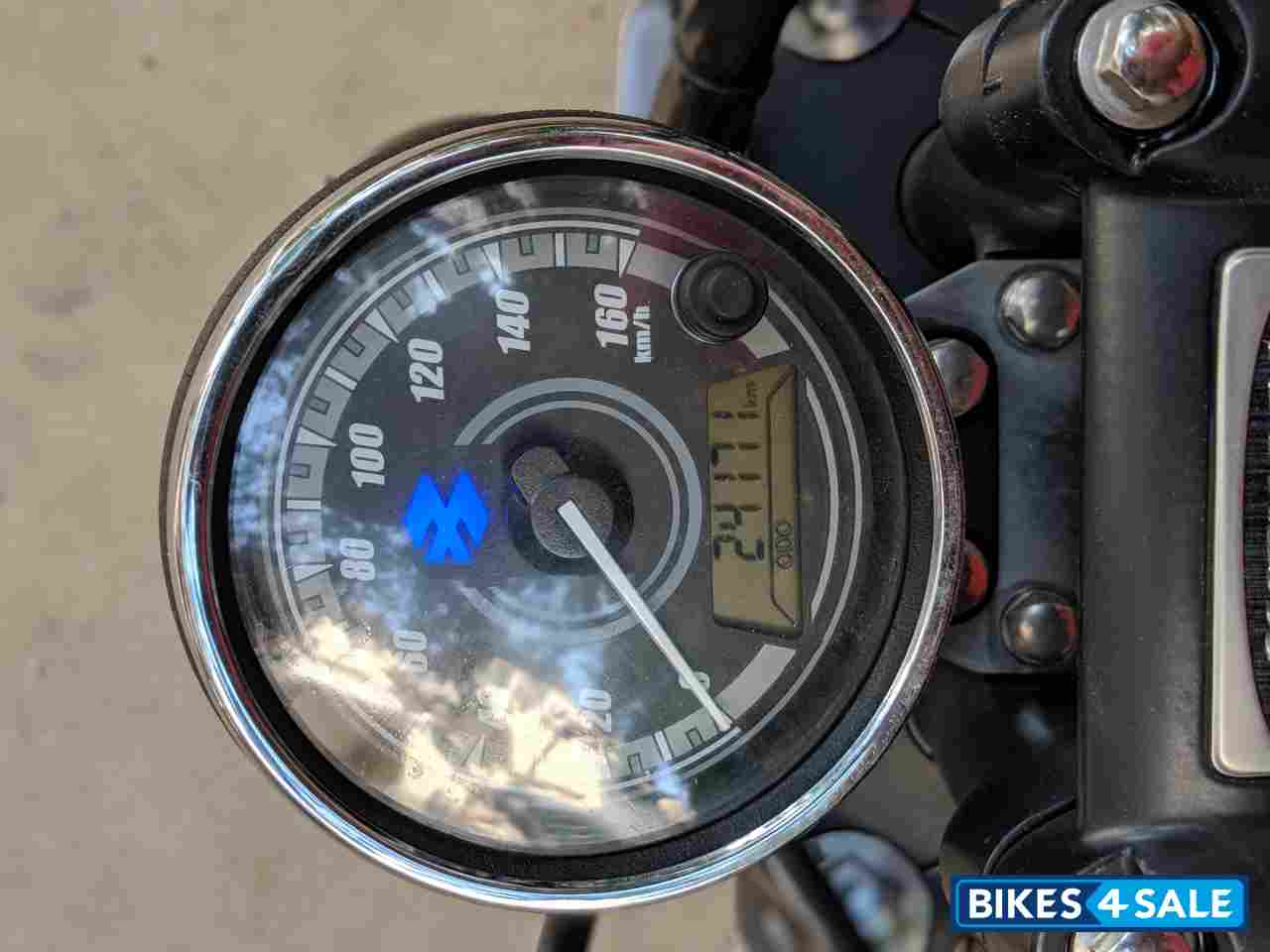 Bajaj Avenger Street 220