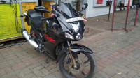 Black-red Hero Karizma ZMR