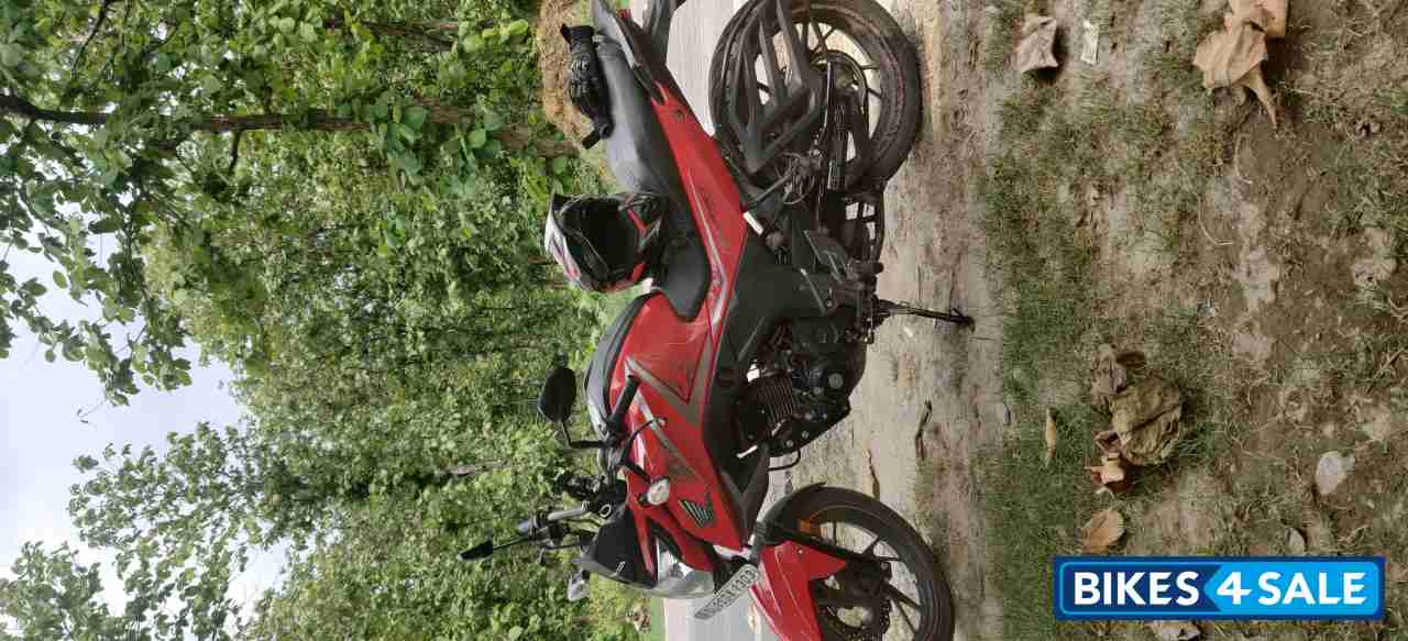 Honda CB Hornet 160R