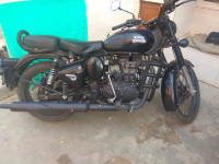 Steath Black Royal Enfield Classic Stealth Black