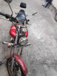 Bajaj Avenger 220 DTS-i