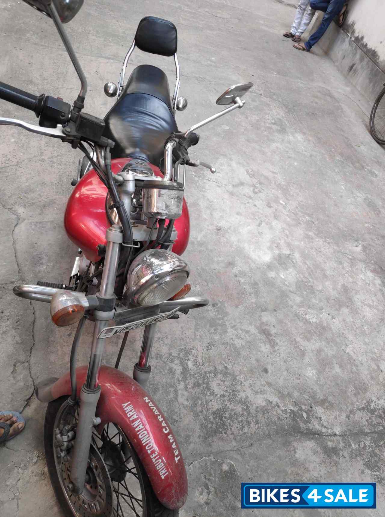 Bajaj Avenger 220 DTS-i