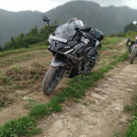 Bajaj Pulsar RS 200 ABS