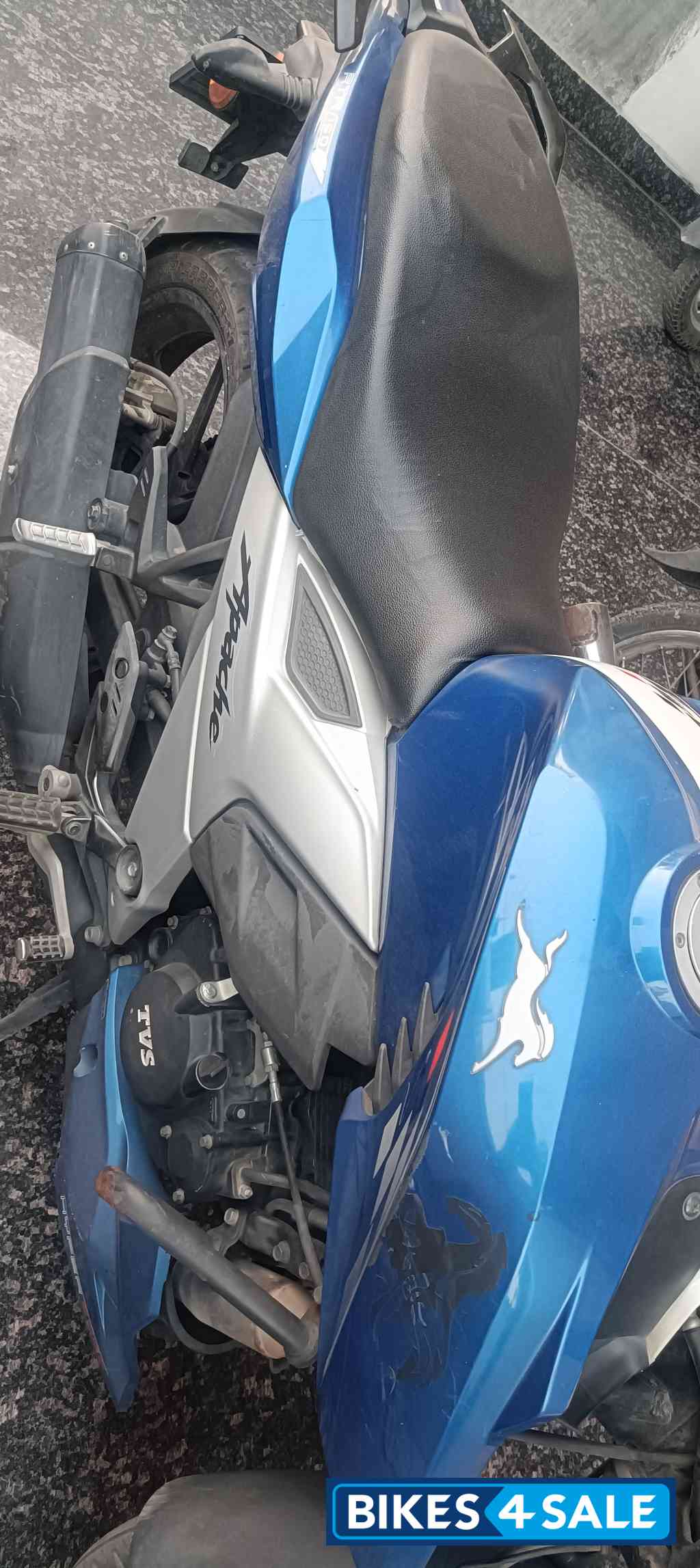 Blue TVS Apache RTR 160