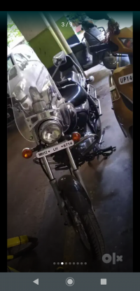 Bajaj Avenger 220 DTS-i