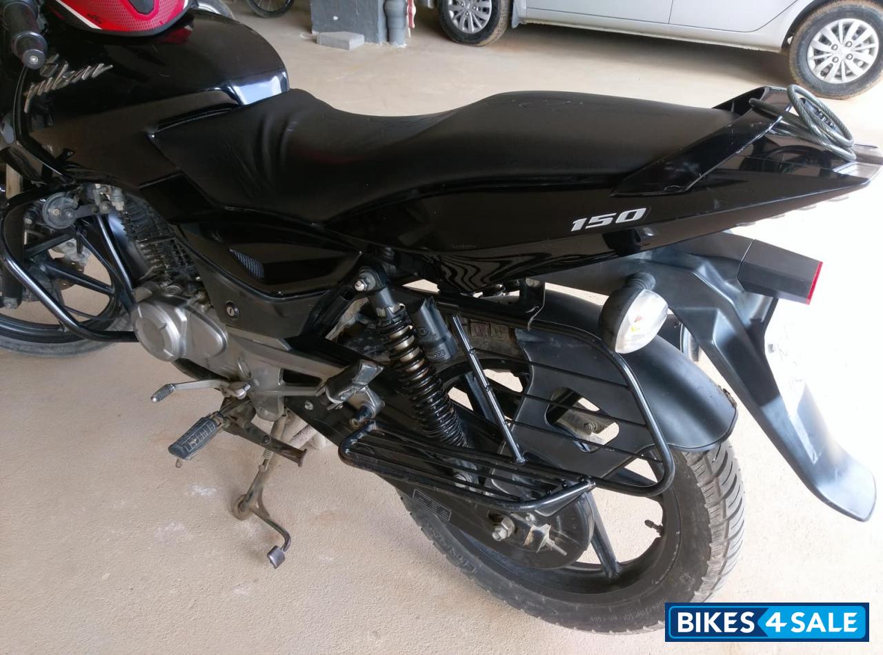 Black Bajaj Pulsar 150 DTSi