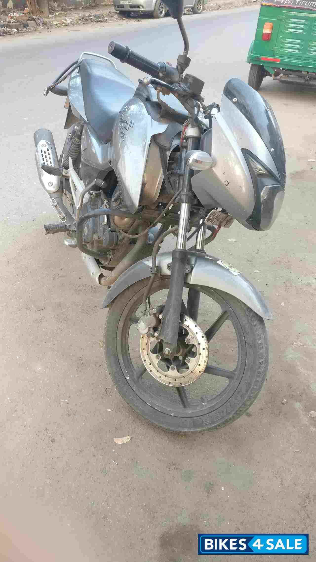 Gray Bajaj Pulsar 150 DTSi