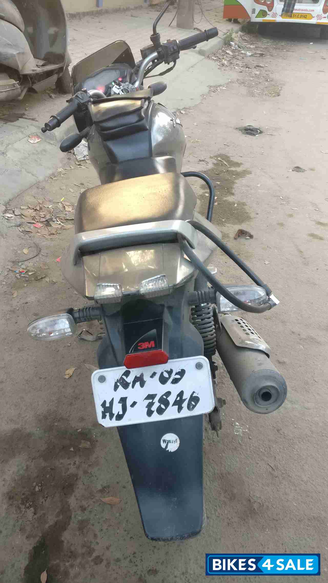 Gray Bajaj Pulsar 150 DTSi