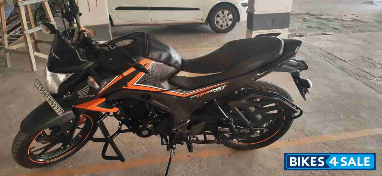 Honda CB Hornet 160R
