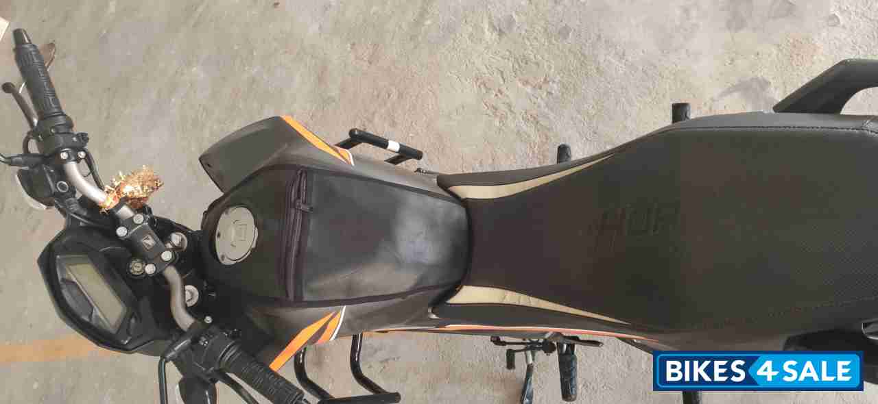 Honda CB Hornet 160R