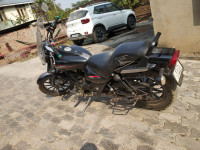 Bajaj Avenger Street 220
