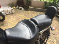 Black Royal Enfield Thunderbird 350