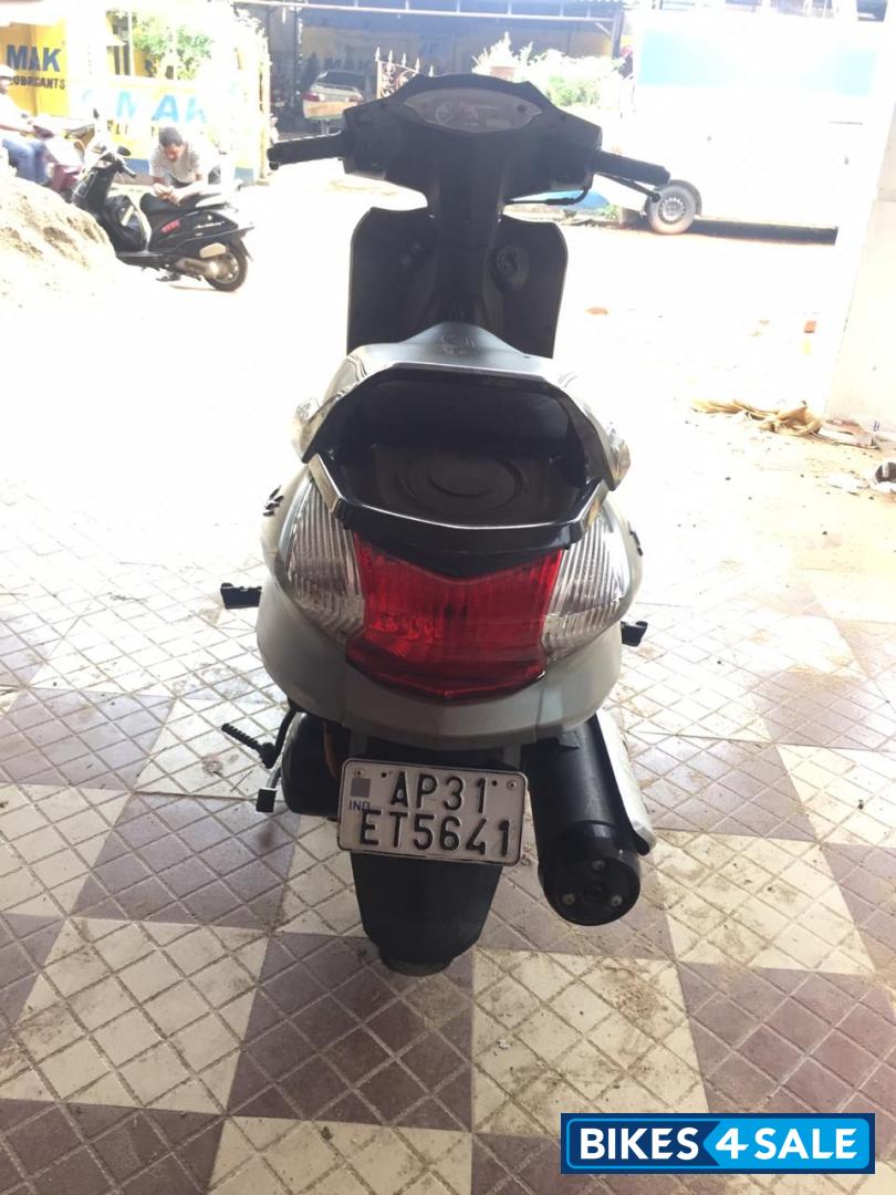 Grey Hero Duet 110 Grey Hero Duet 110